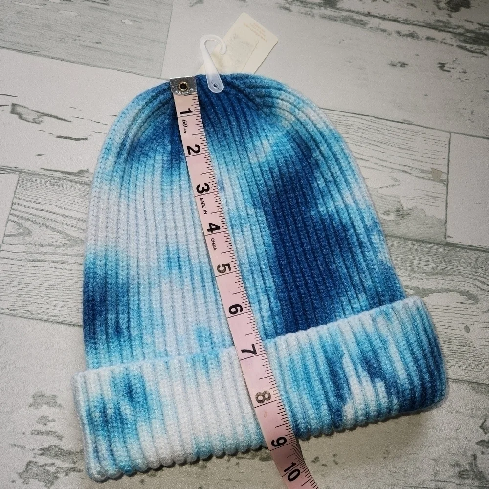 Gianni Bini NWT Girls Blue White Tie Dye Hat One Size